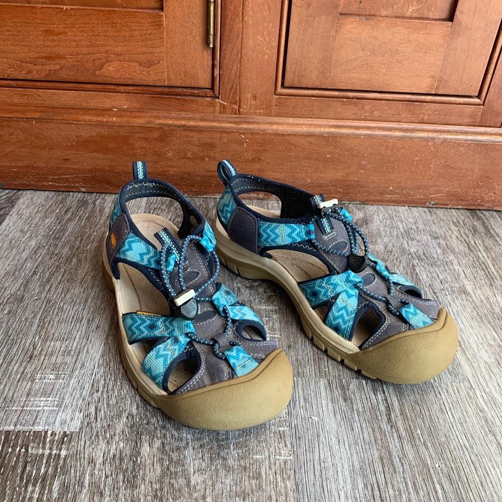 Keen waterproof hiking sandals